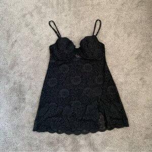 EUC VS BLACK FLORAL LACE BABYDOLL CHEMISE TEDDY